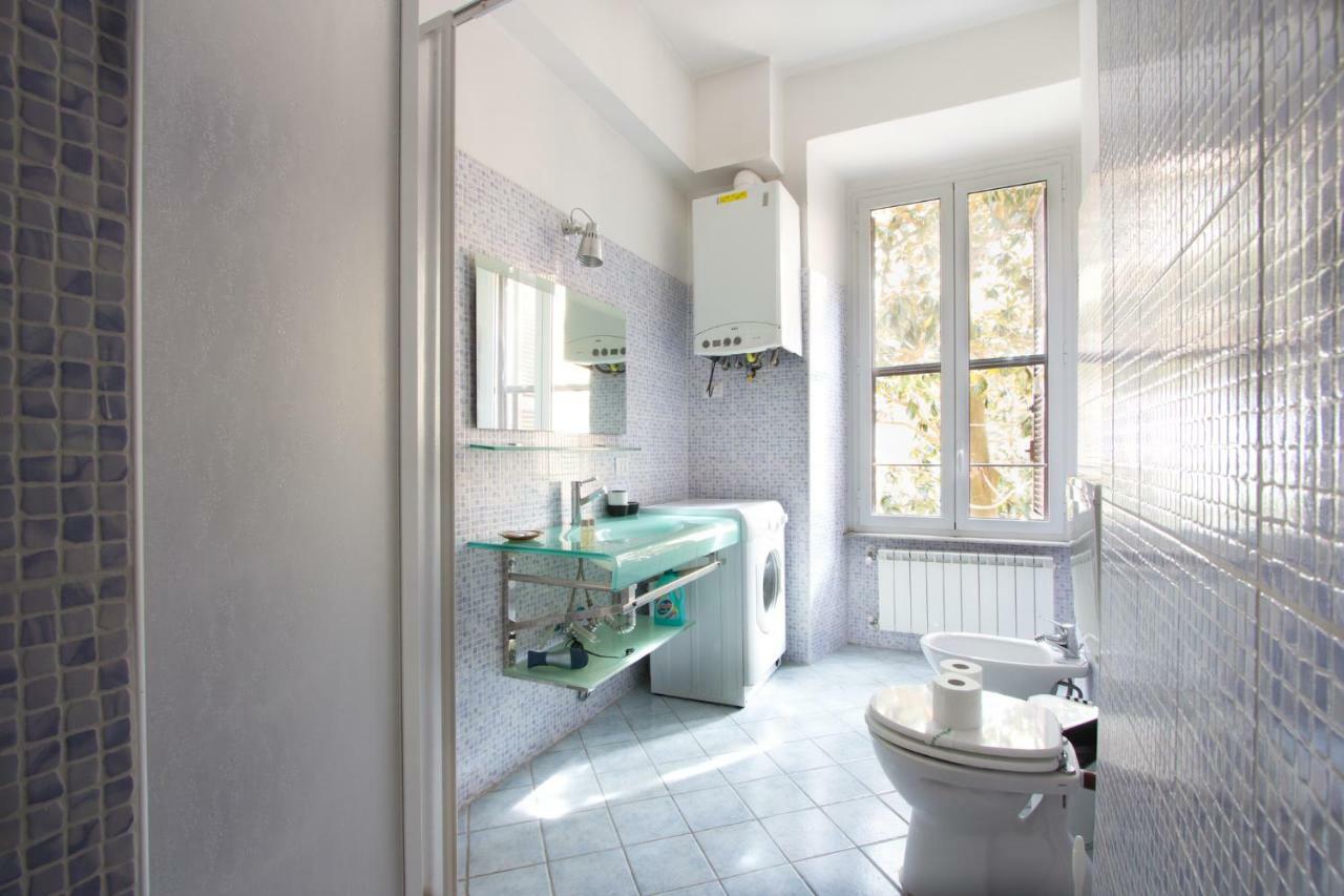 Few Steps From St Peter Bed and Breakfast Εξωτερικό φωτογραφία